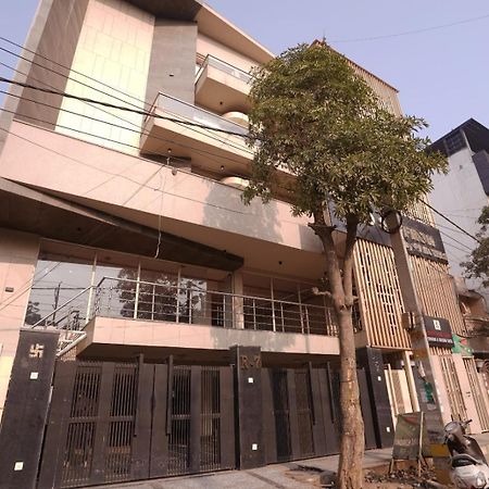 Hotel Leo Saffron - Pitampura Delhi (National Capital Territory of India) Exterior foto